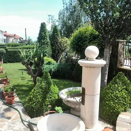 бон релакс Хотел Ravadinovo