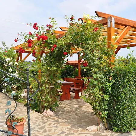 Хотел бон релакс